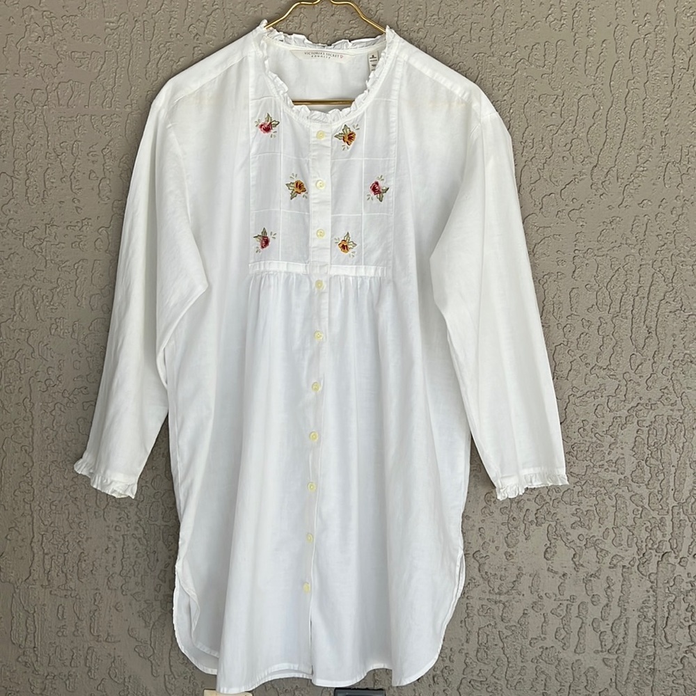 Victoria’s Secret Country, Floral Embroidered, Cotton, Sleep Shirt Nightgown